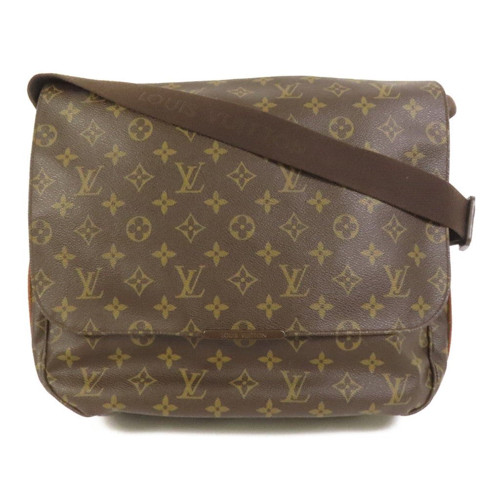 Louis Vuitton Beaubourg MM · Monogram