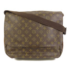 Louis Vuitton Beaubourg MM · Monogram
