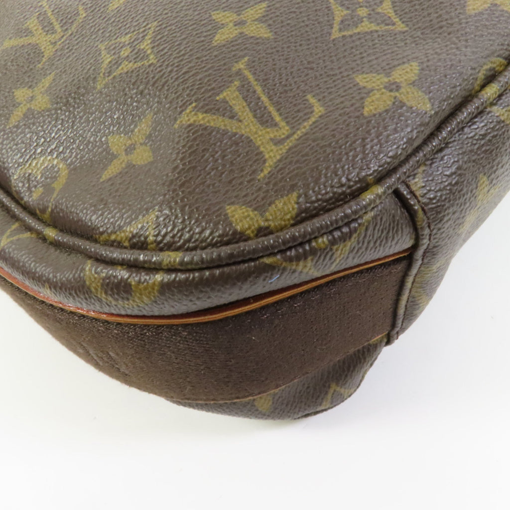 Louis Vuitton Beaubourg MM · Monogram