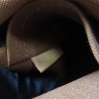 Louis Vuitton Beaubourg MM · Monogram