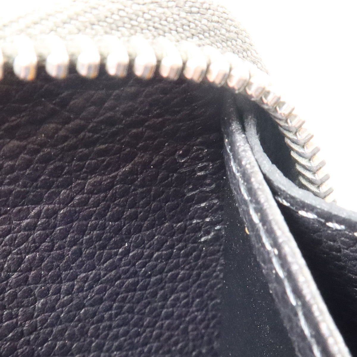 Louis Vuitton · Monogram Empreinte