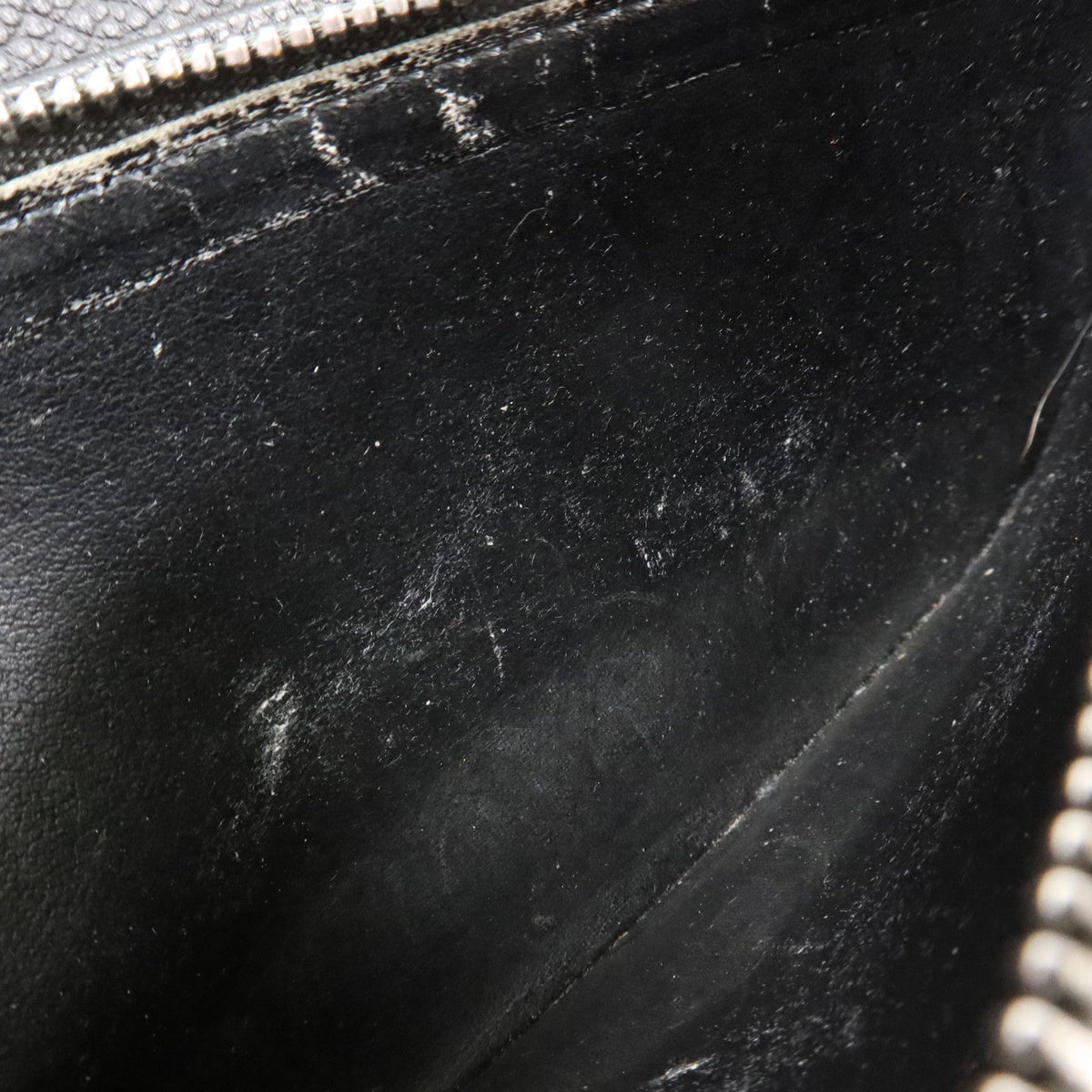 Louis Vuitton · Monogram Empreinte