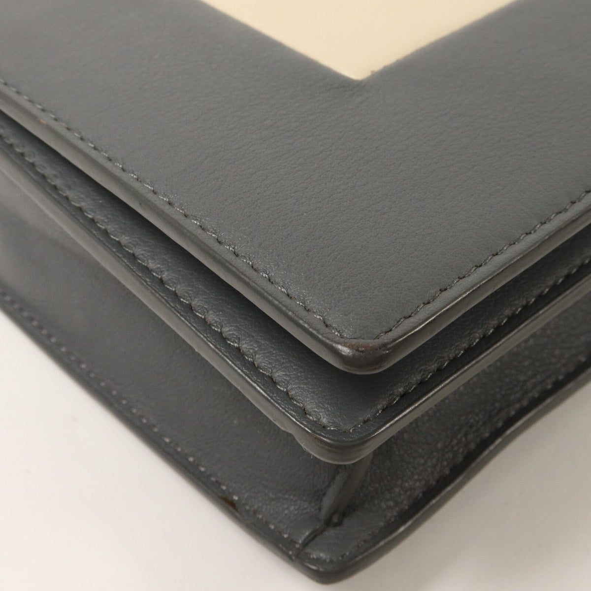 CELINE Frame Wallet On Chain · Calfskin
