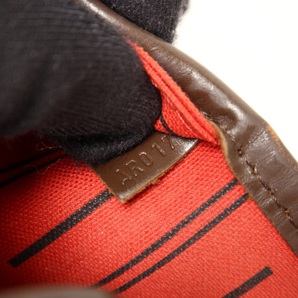 Louis Vuitton Neverfull MM · Damier