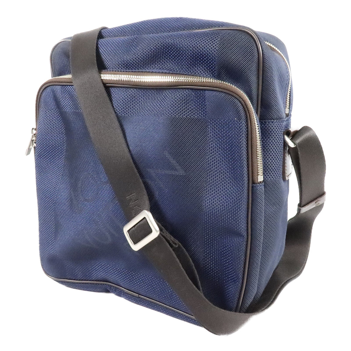 Louis Vuitton · Damier Geant
