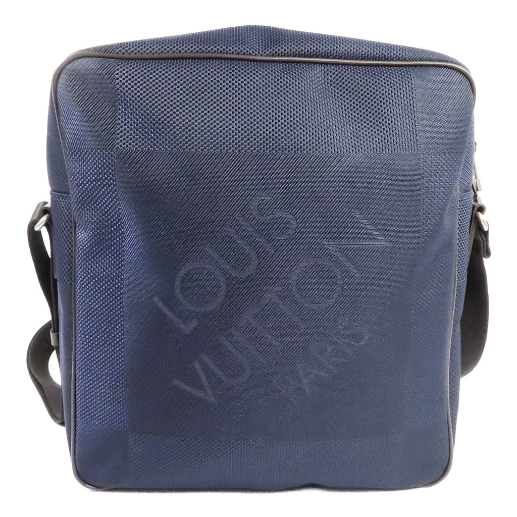 Louis Vuitton · Damier Geant