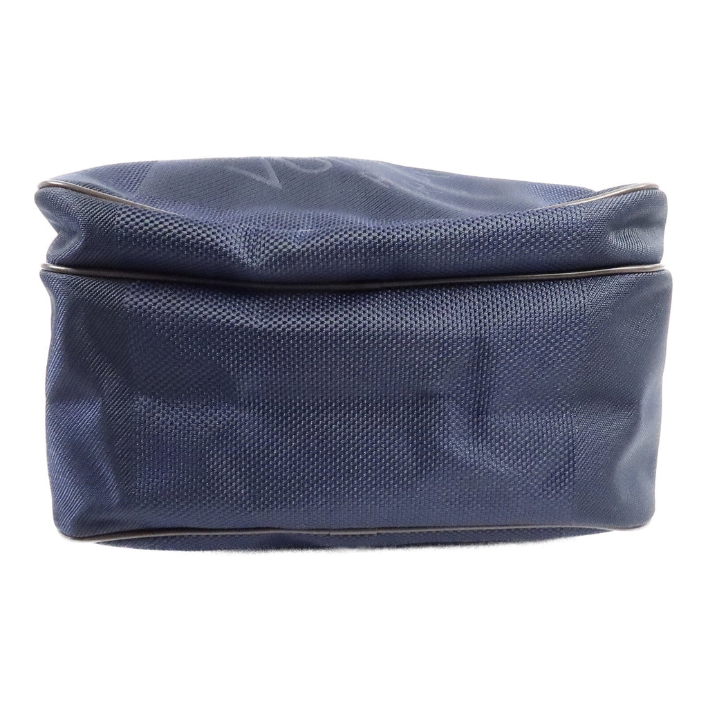 Louis Vuitton · Damier Geant