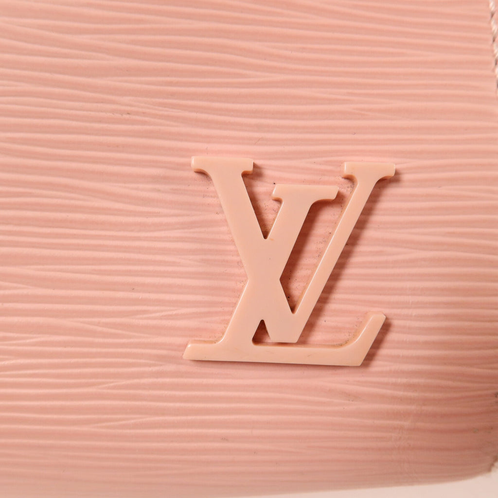Louis Vuitton Cluny MM · Epi Leather