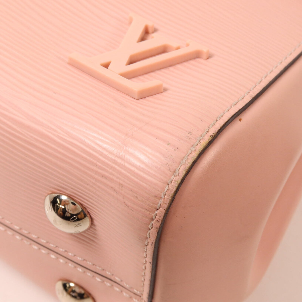 Louis Vuitton Cluny MM · Epi Leather