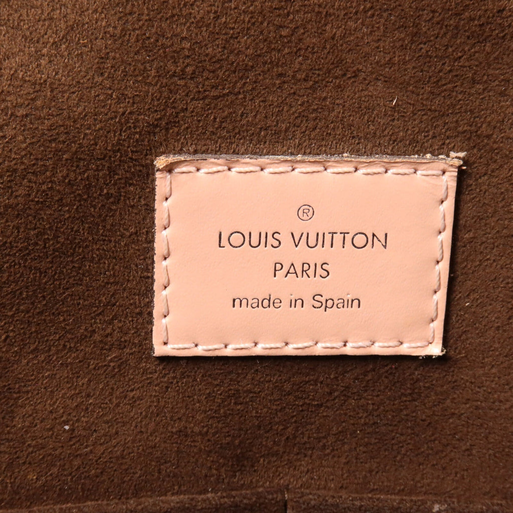 Louis Vuitton Cluny MM · Epi Leather