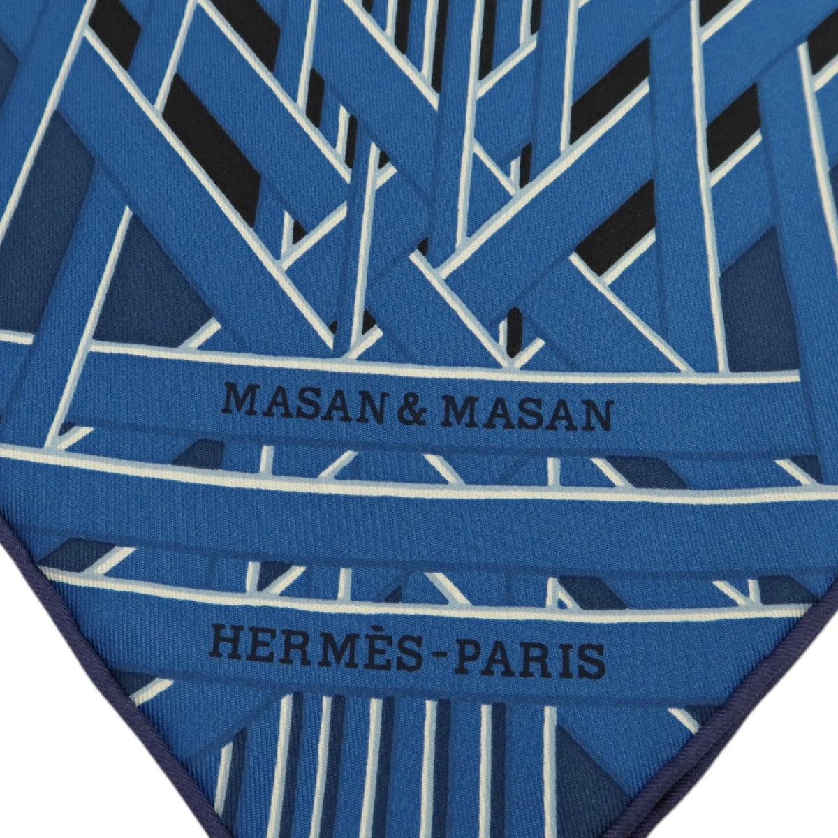 Hermès Carré 90 · Silk