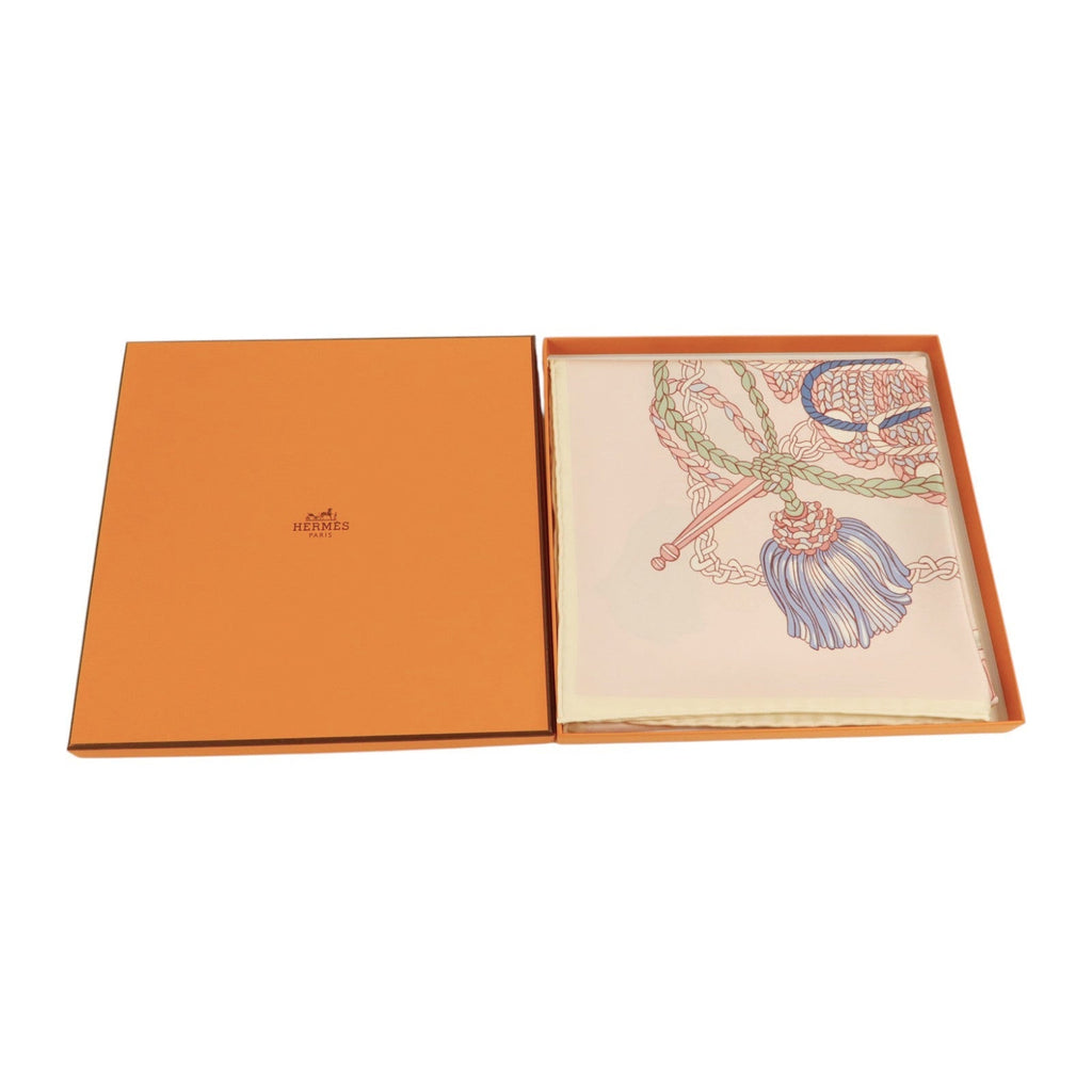 Hermès Carré 90 · Silk