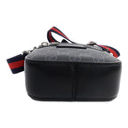 Gucci GG Supreme Messenger · Canvas