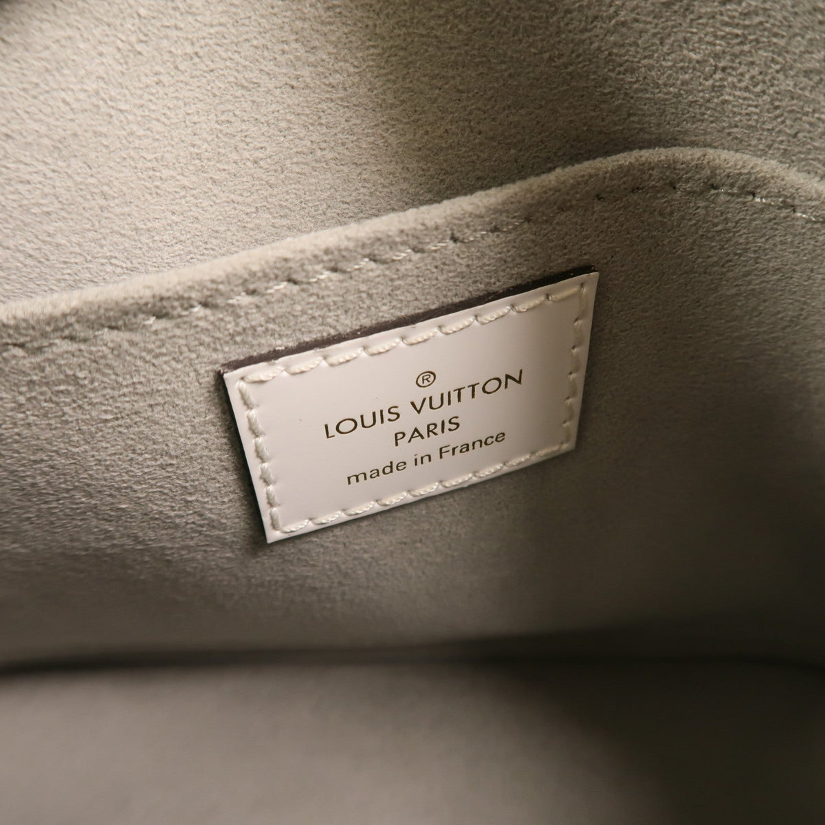 Louis Vuitton Alma BB · Epi Leather