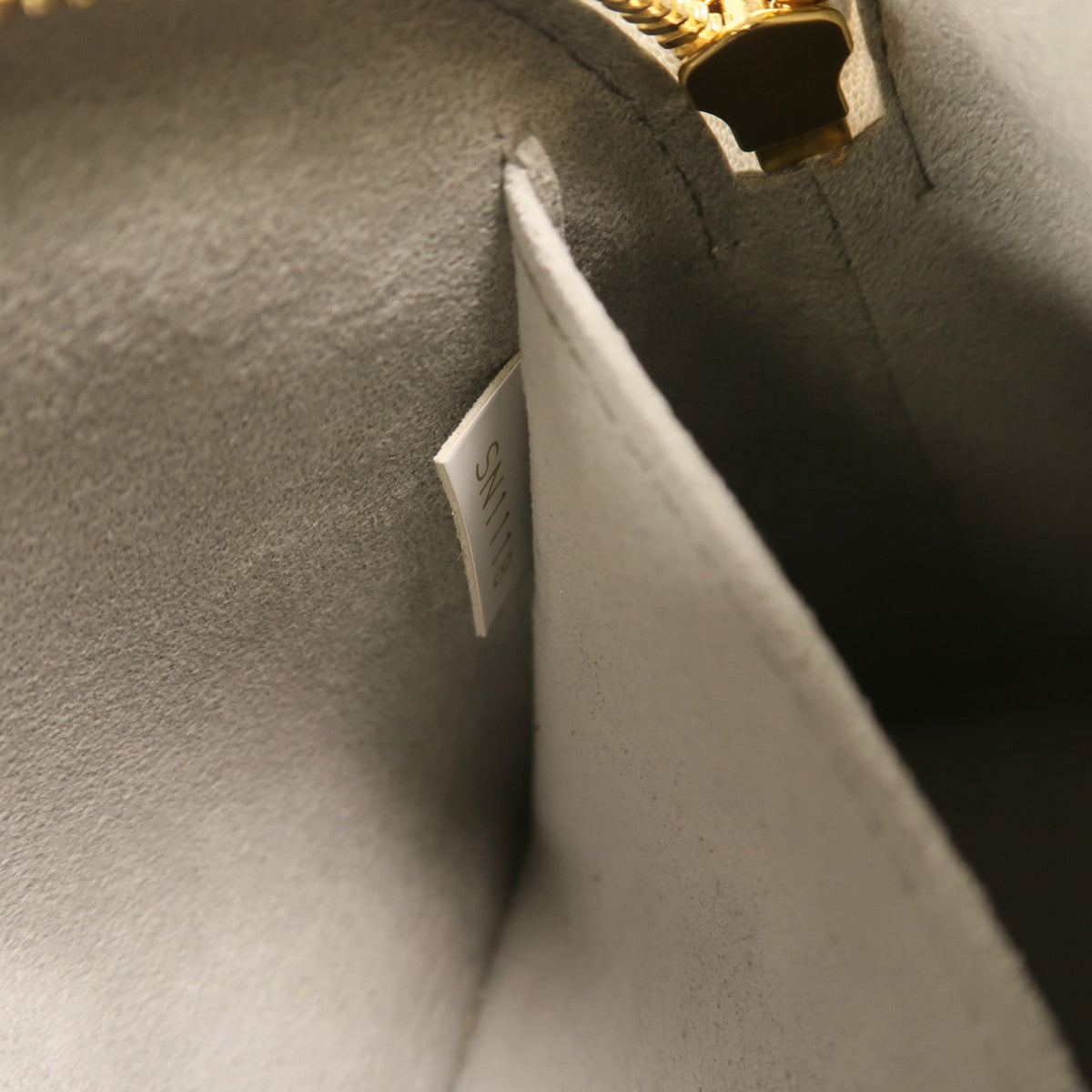 Louis Vuitton Alma BB · Epi Leather