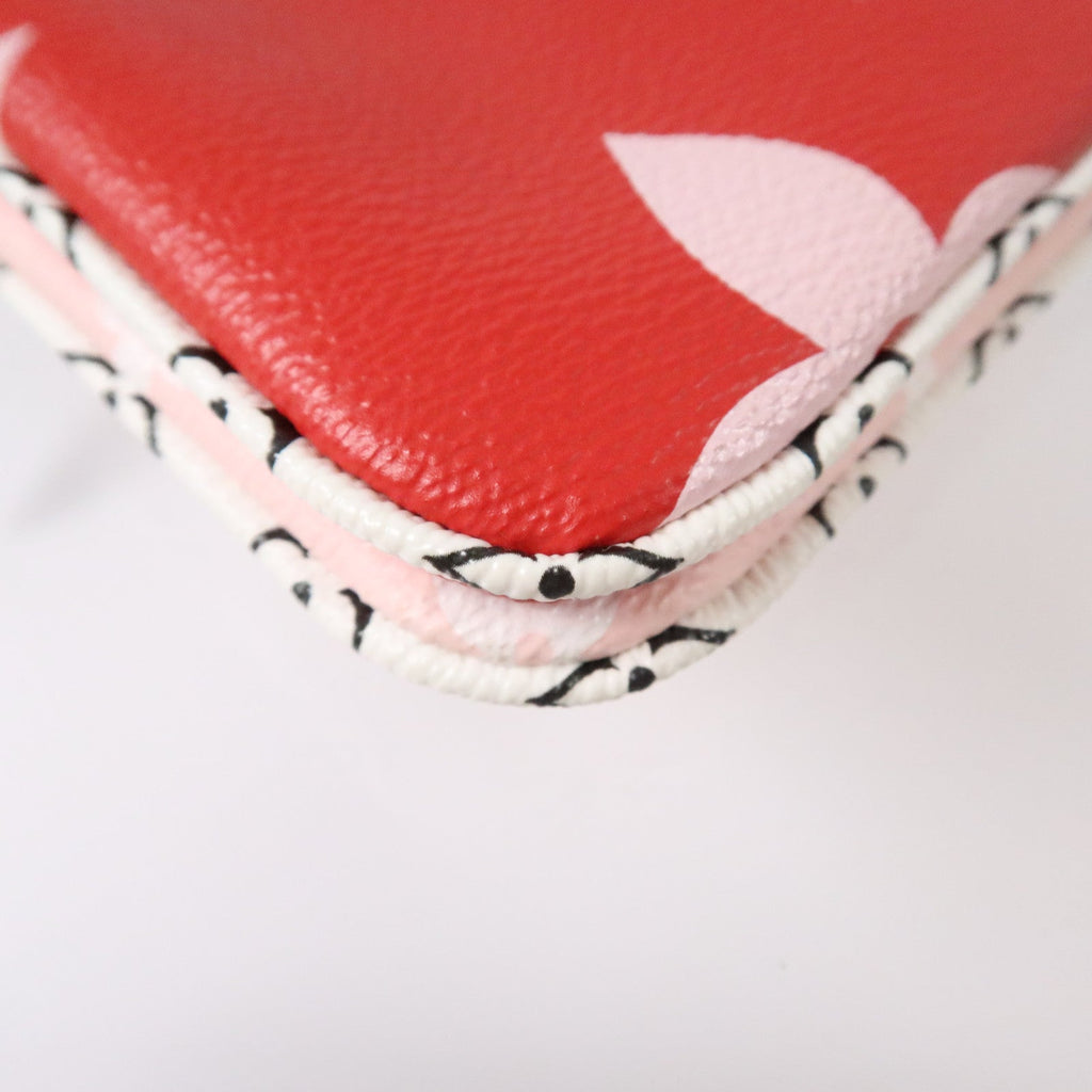 Louis Vuitton Pochette Double Zip · Giant