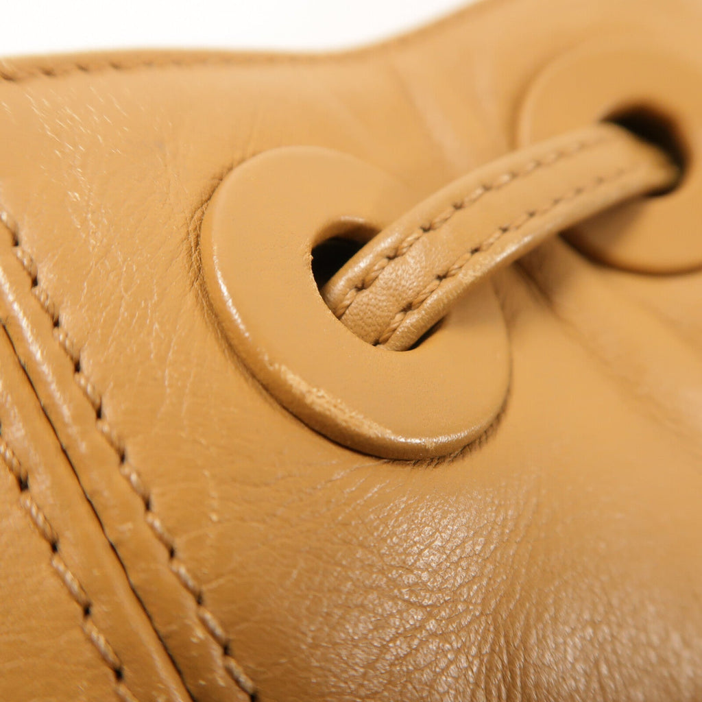 Chanel Vintage · Lambskin Hand Bag