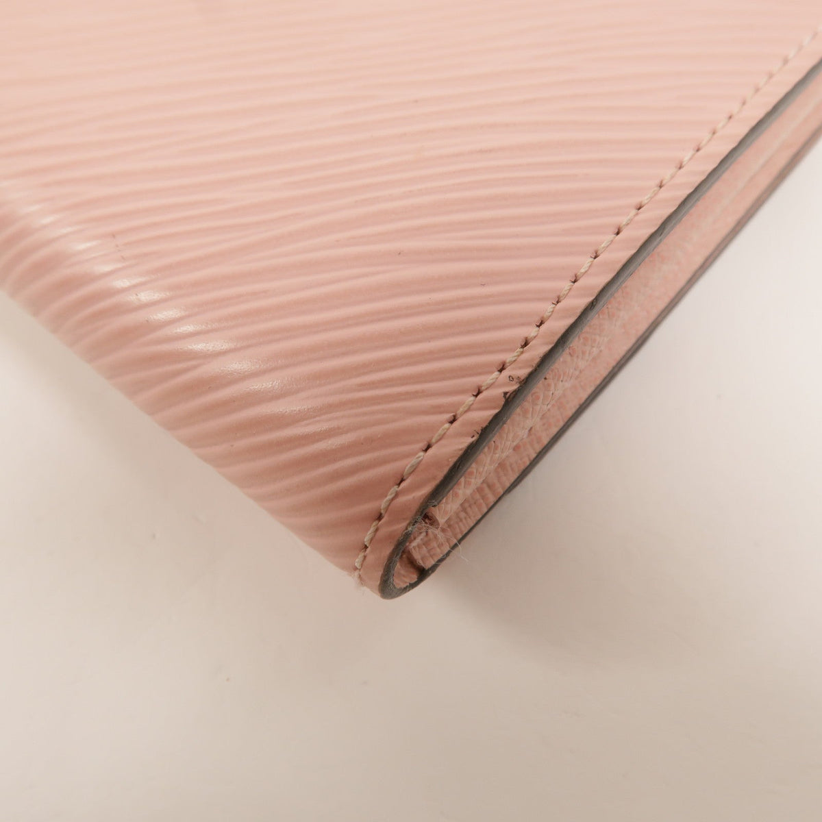 Louis Vuitton Twist · Epi Leather Wallet