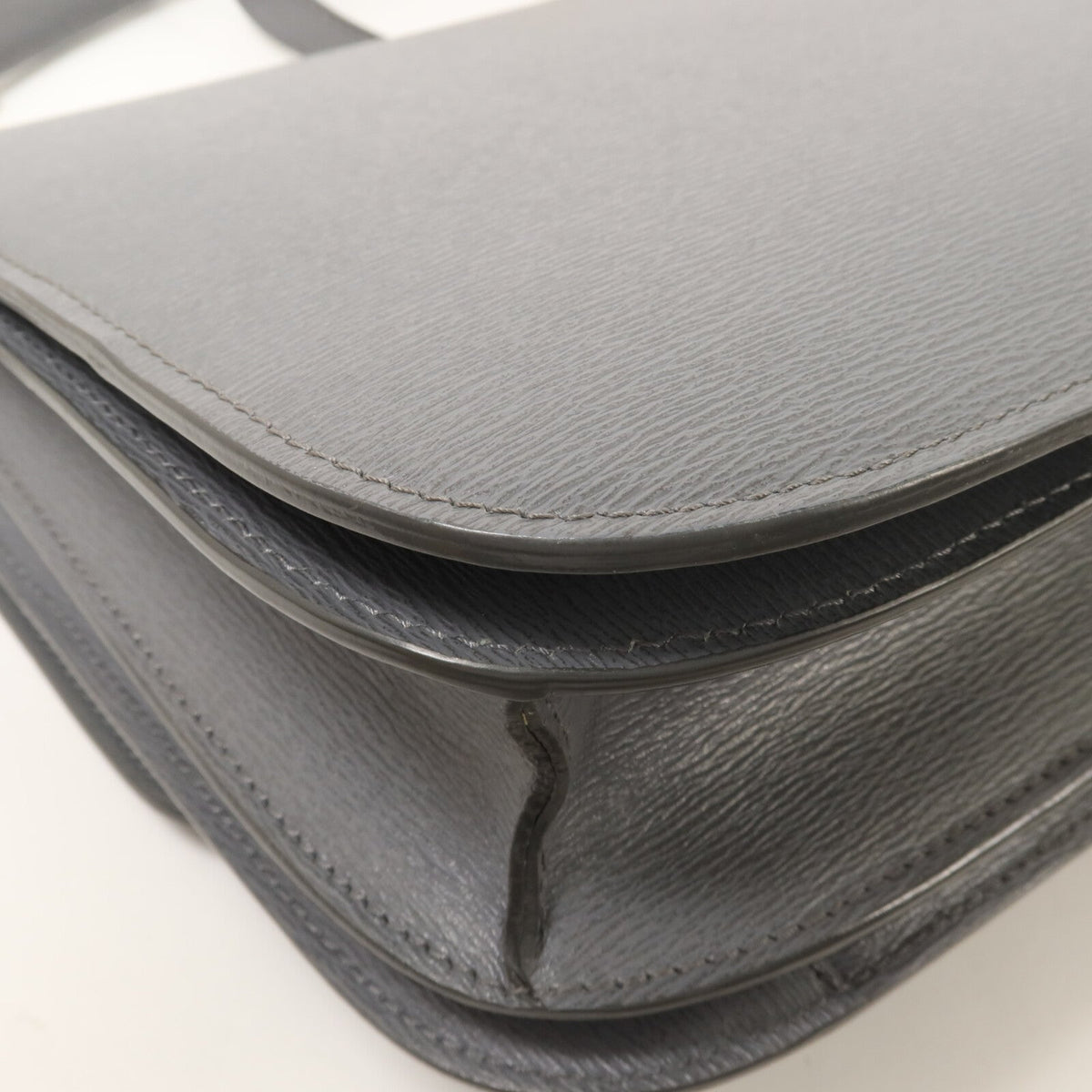 Celine Classic Box Medium · Calfskin