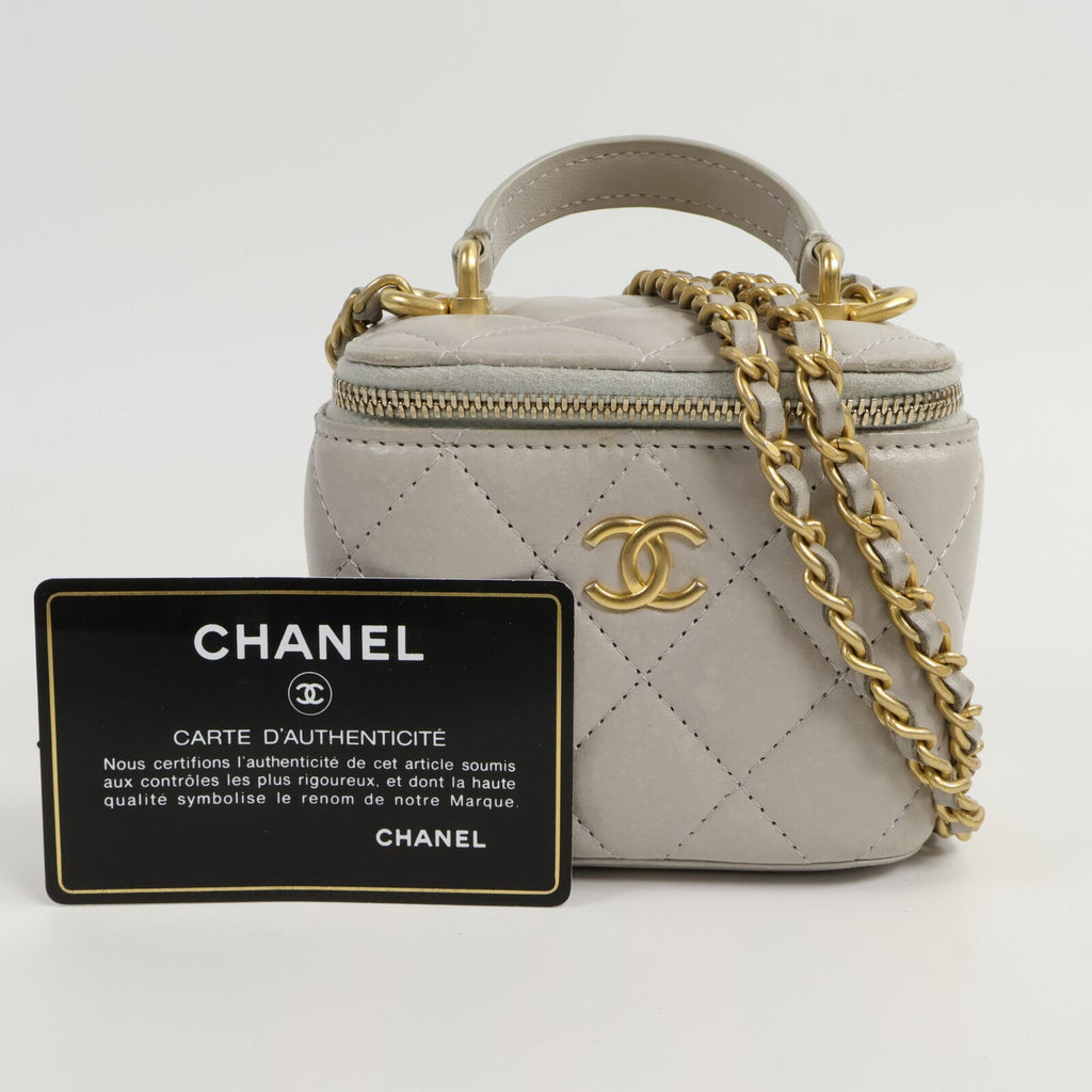 Chanel Vanity · Lambskin · Chain Shoulder
