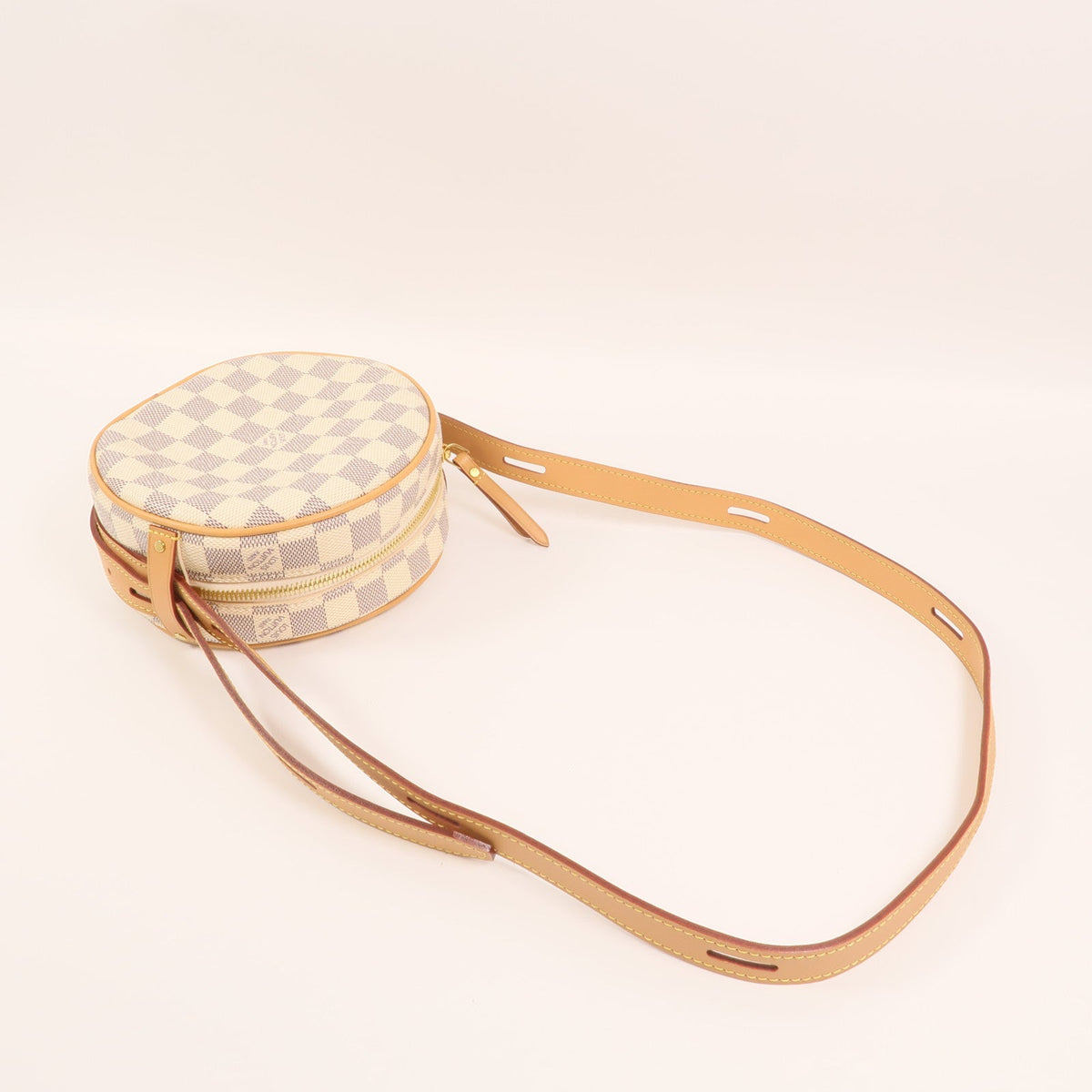 Louis Vuitton Boite Chapeau Souple · Azur