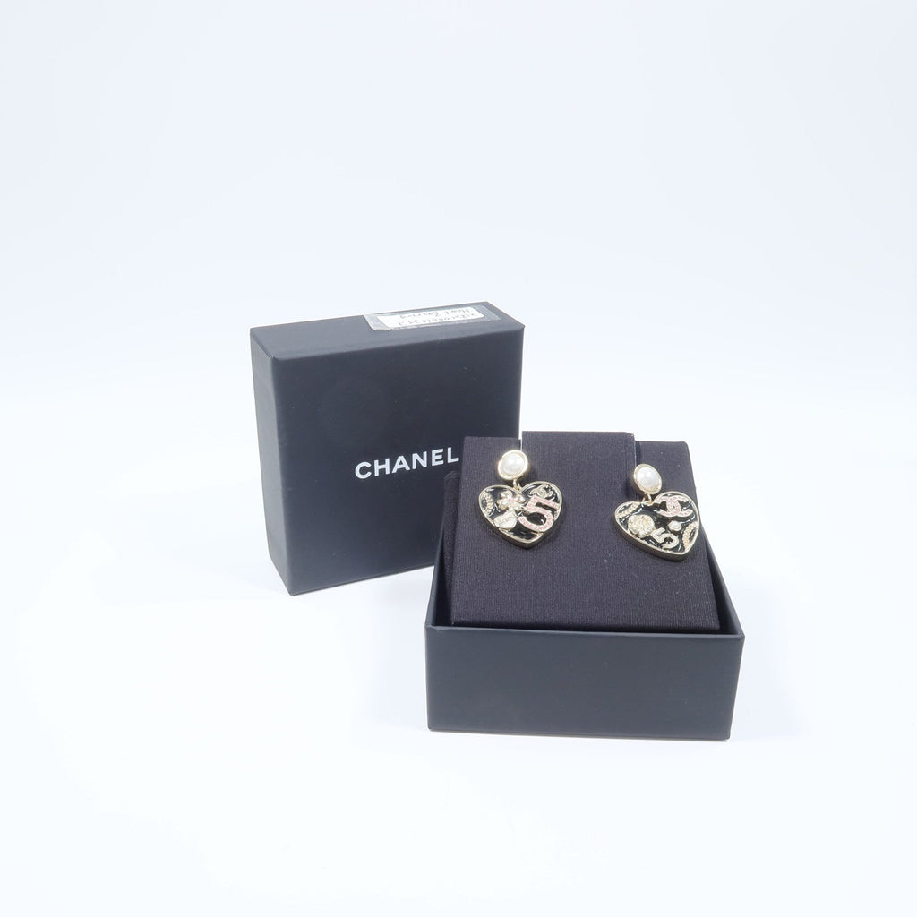 CHANEL CC Earrings · Metal