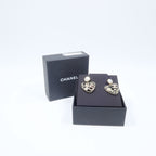 CHANEL CC Earrings · Metal