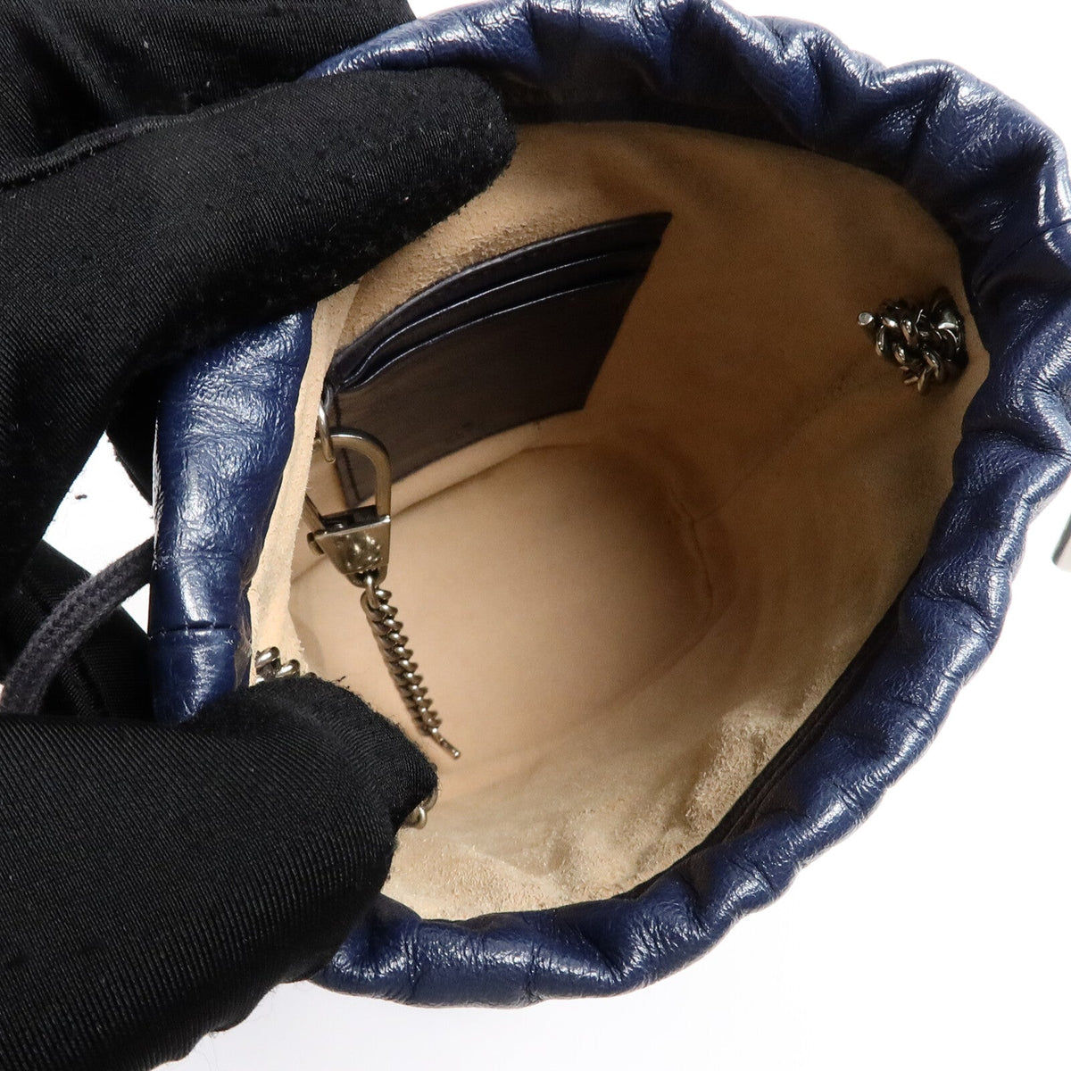 Gucci GG Marmont · Bucket Shoulder Bag
