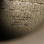 Louis Vuitton Phone Box · Taïgarama