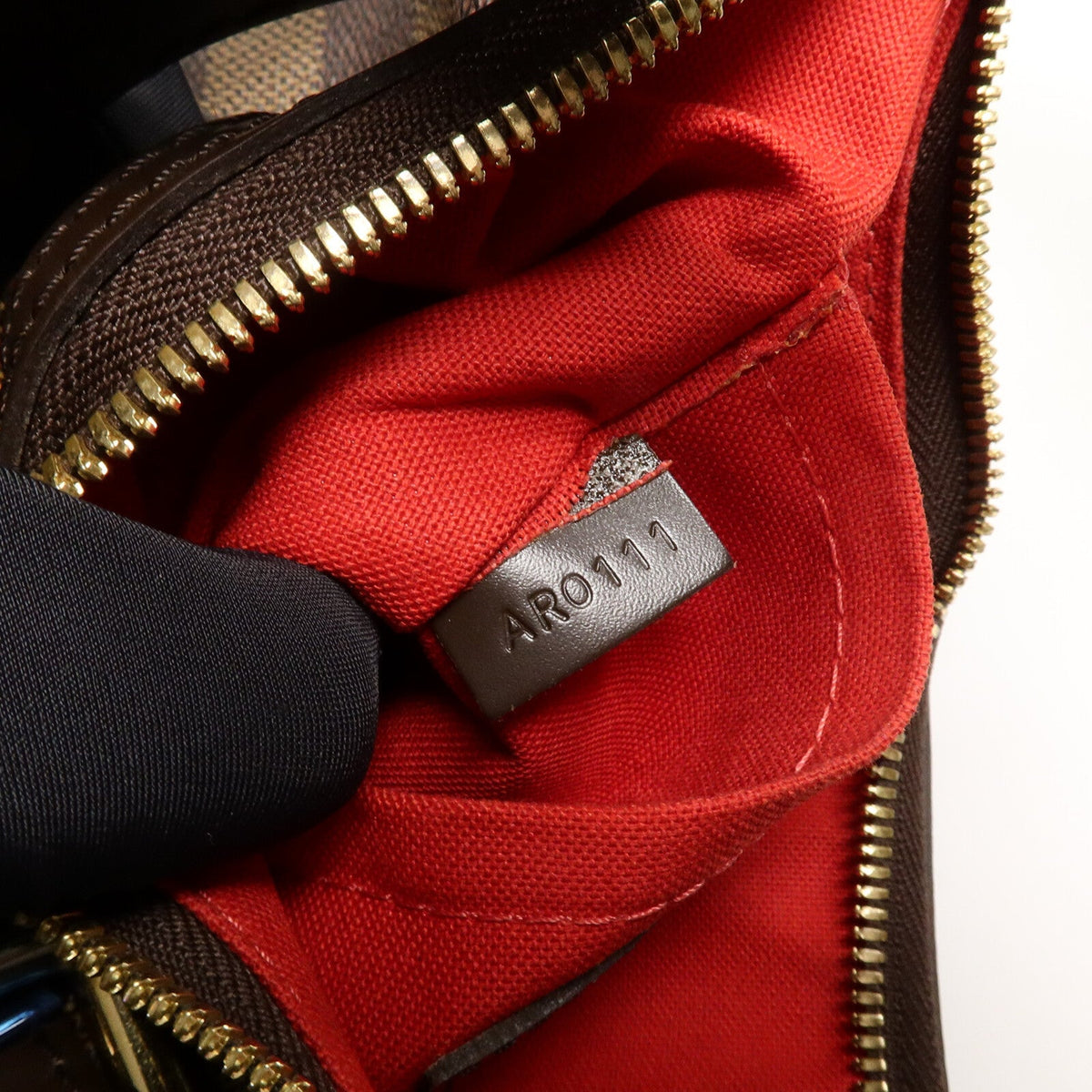 Louis Vuitton Thames PM · Damier Ebene