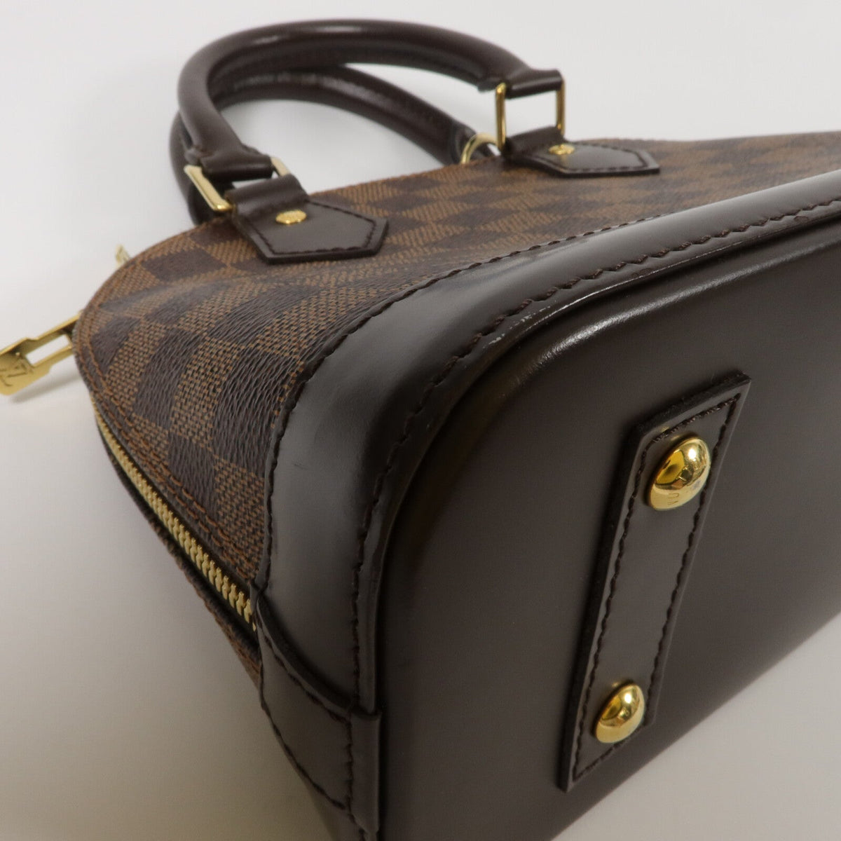 LOUIS VUITTON Alma BB · Damier