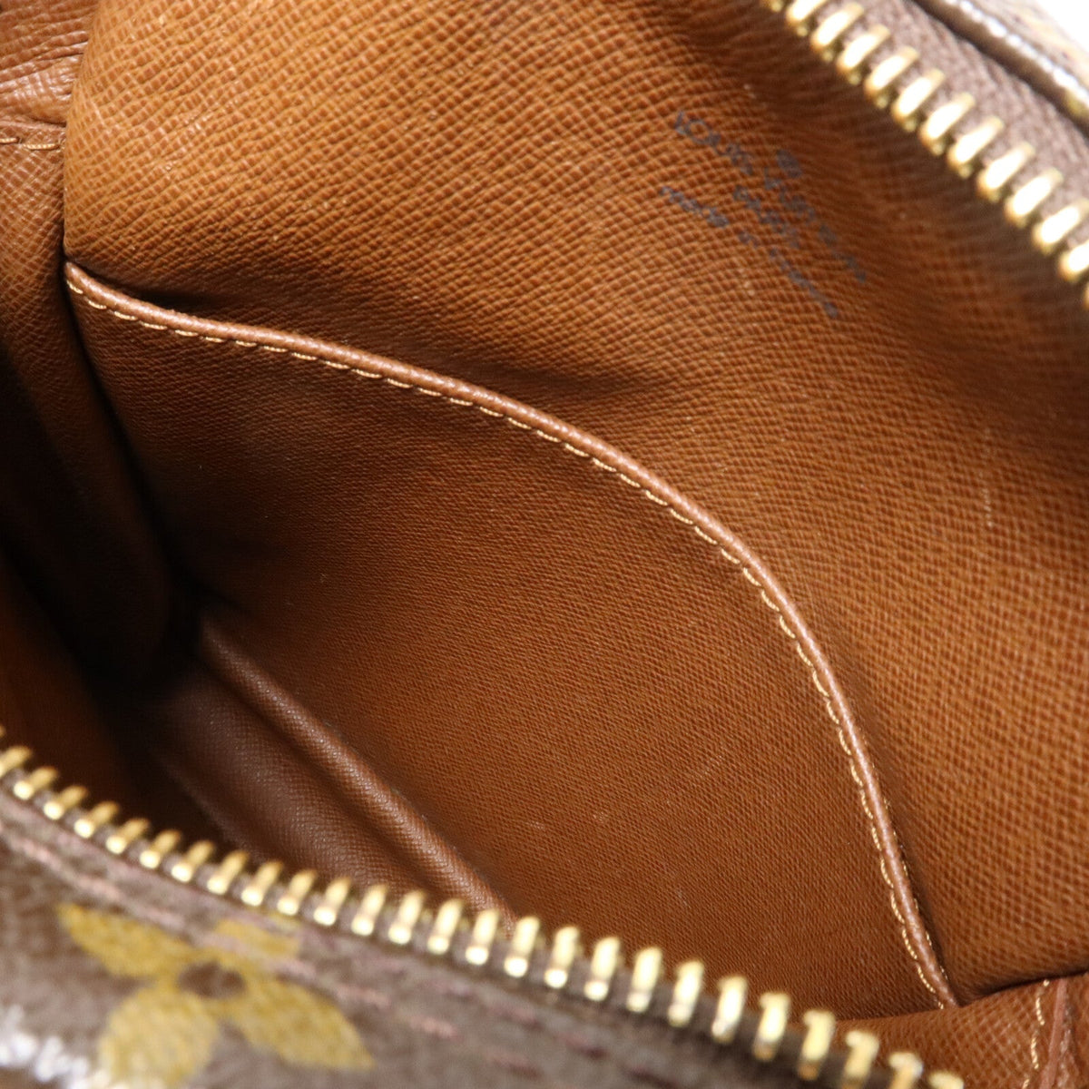 Louis Vuitton Danube · Monogram