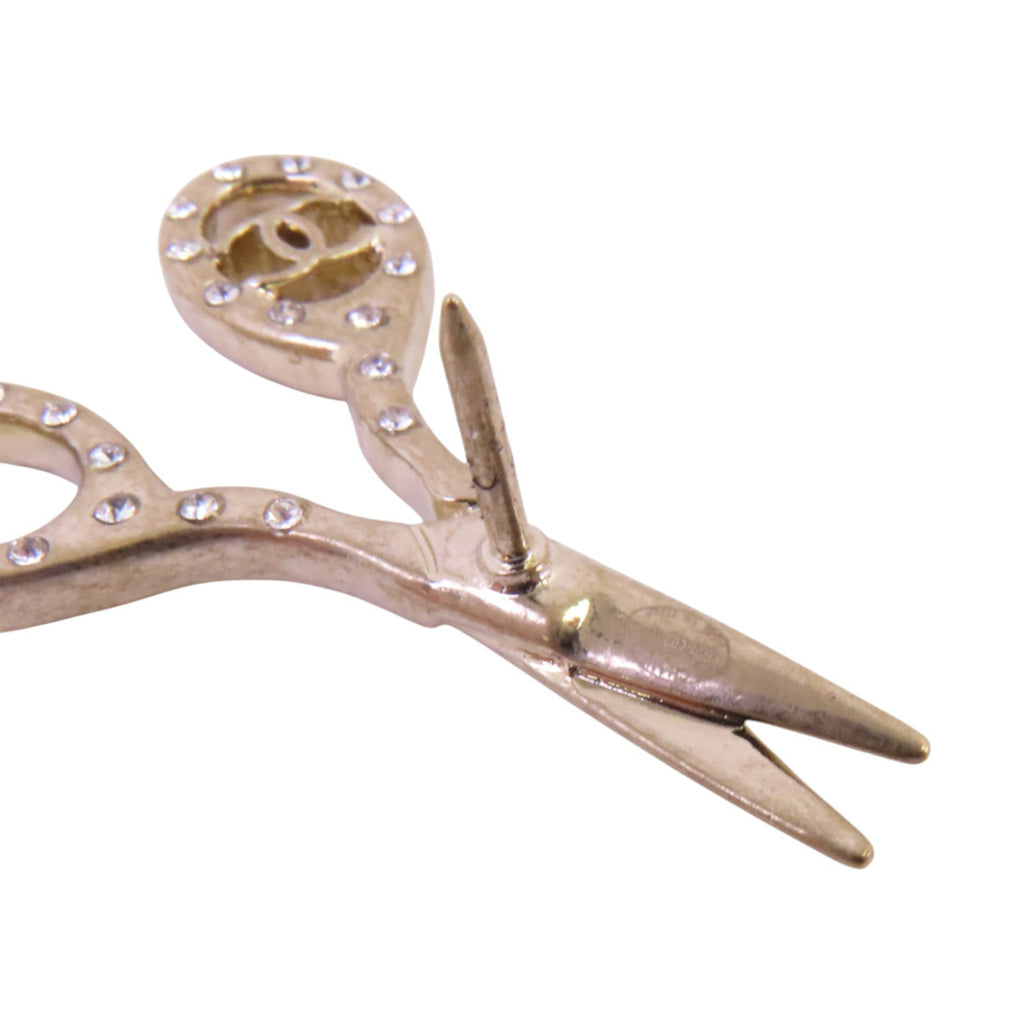 Chanel CC Brooch · Strass