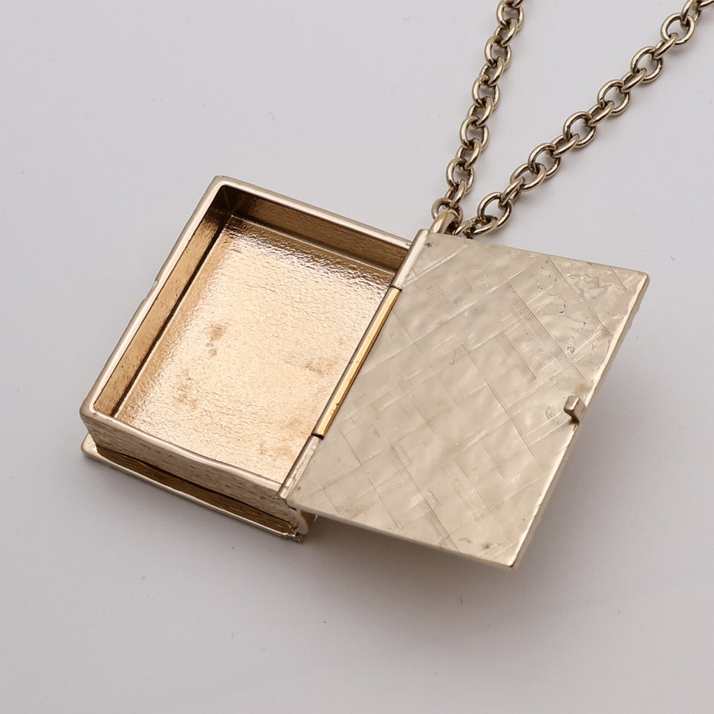 CHANEL CC Long Necklace · Metal