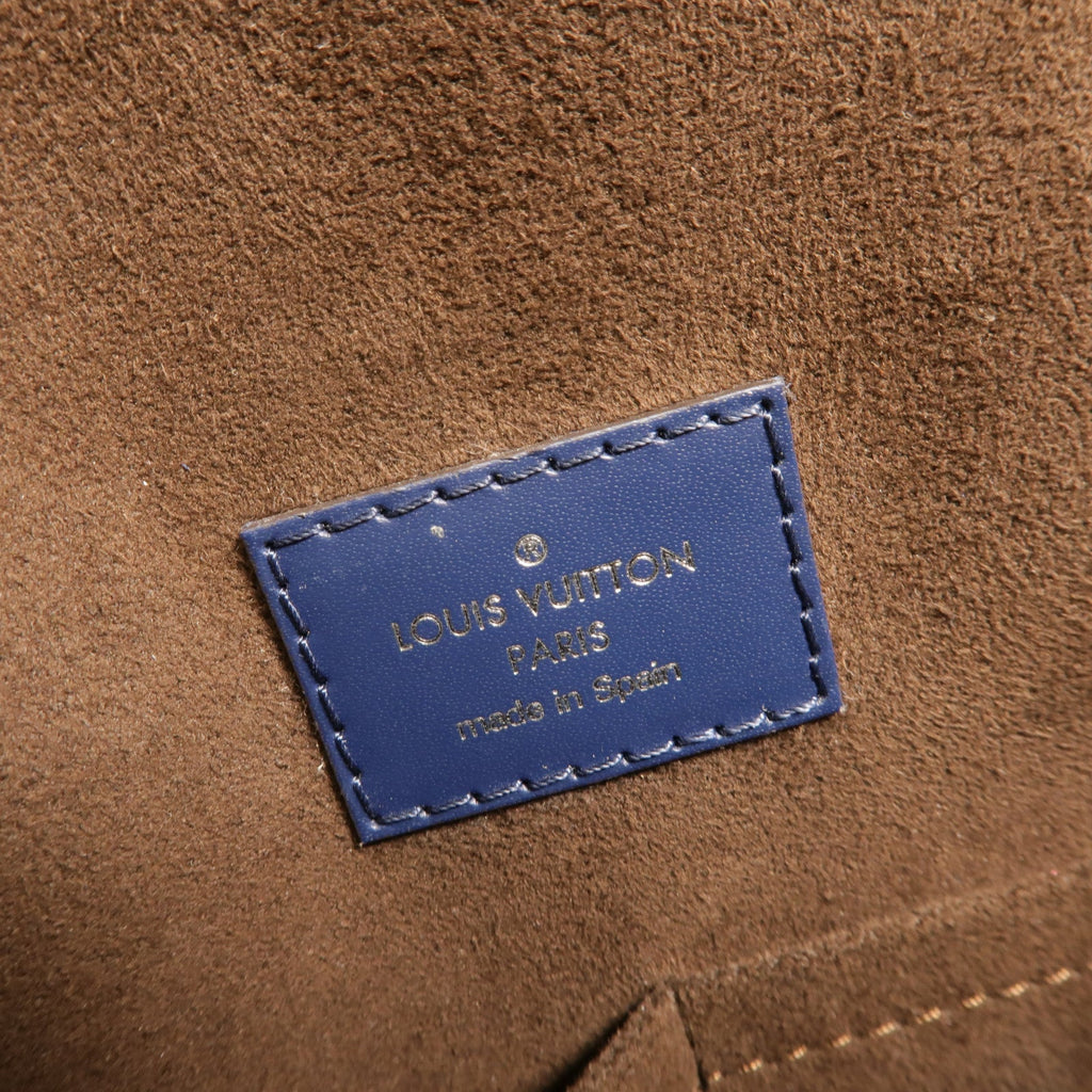Louis Vuitton Cluny MM · Epi Leather