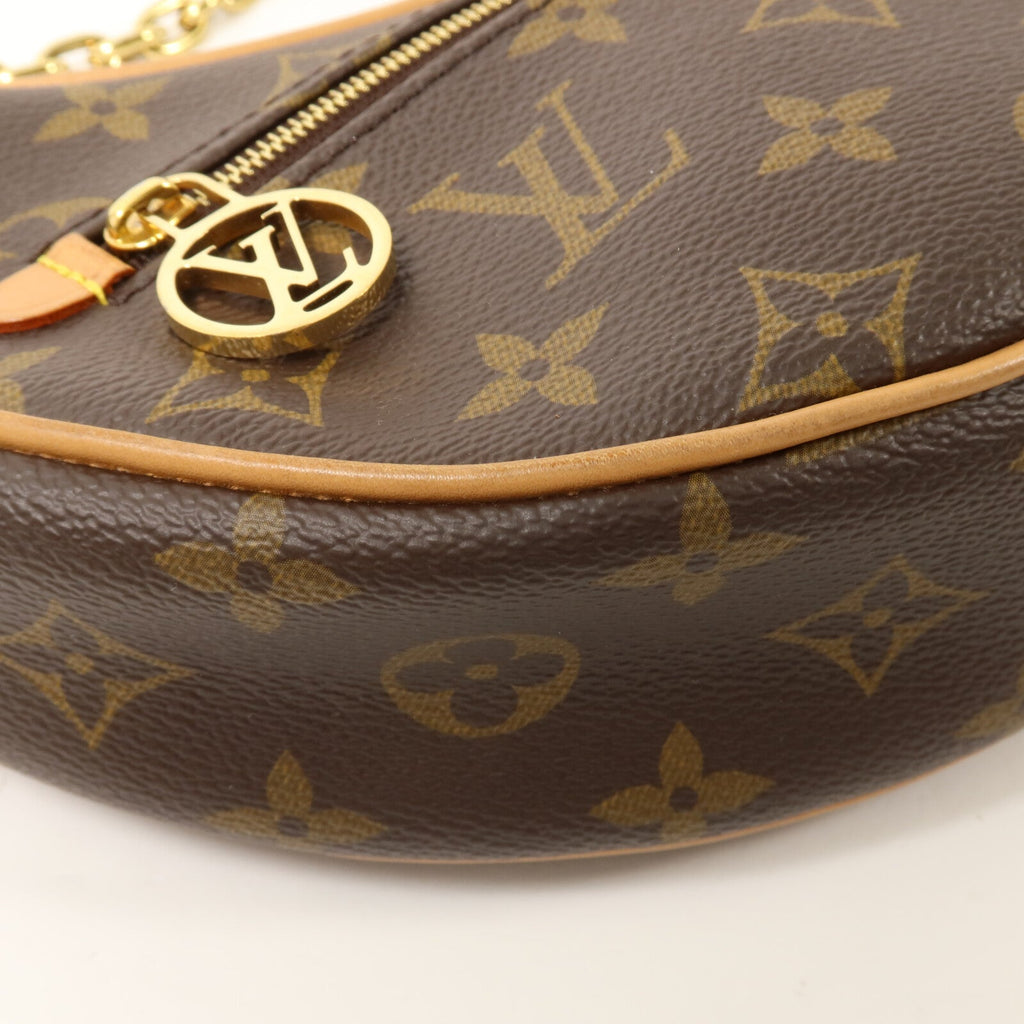 Louis Vuitton Loop · Monogram