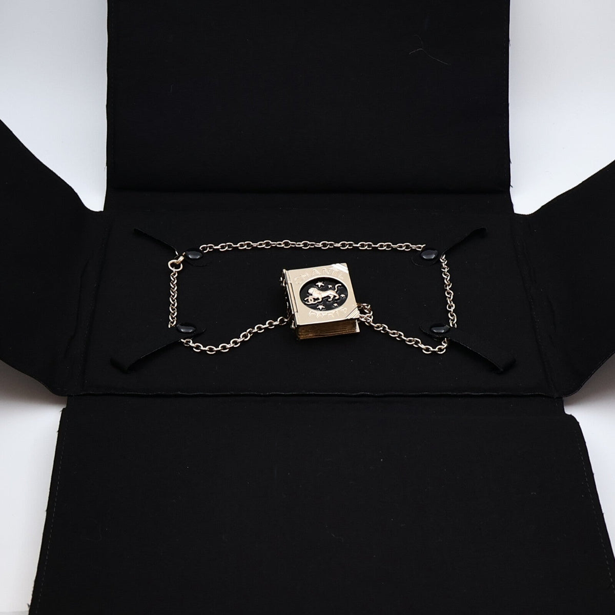 CHANEL CC Long Necklace · Metal