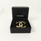 Chanel CC Brooch · Metal
