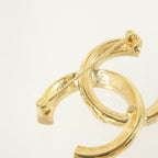 Chanel CC Brooch · Metal