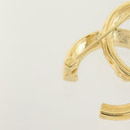 Chanel CC Brooch · Metal
