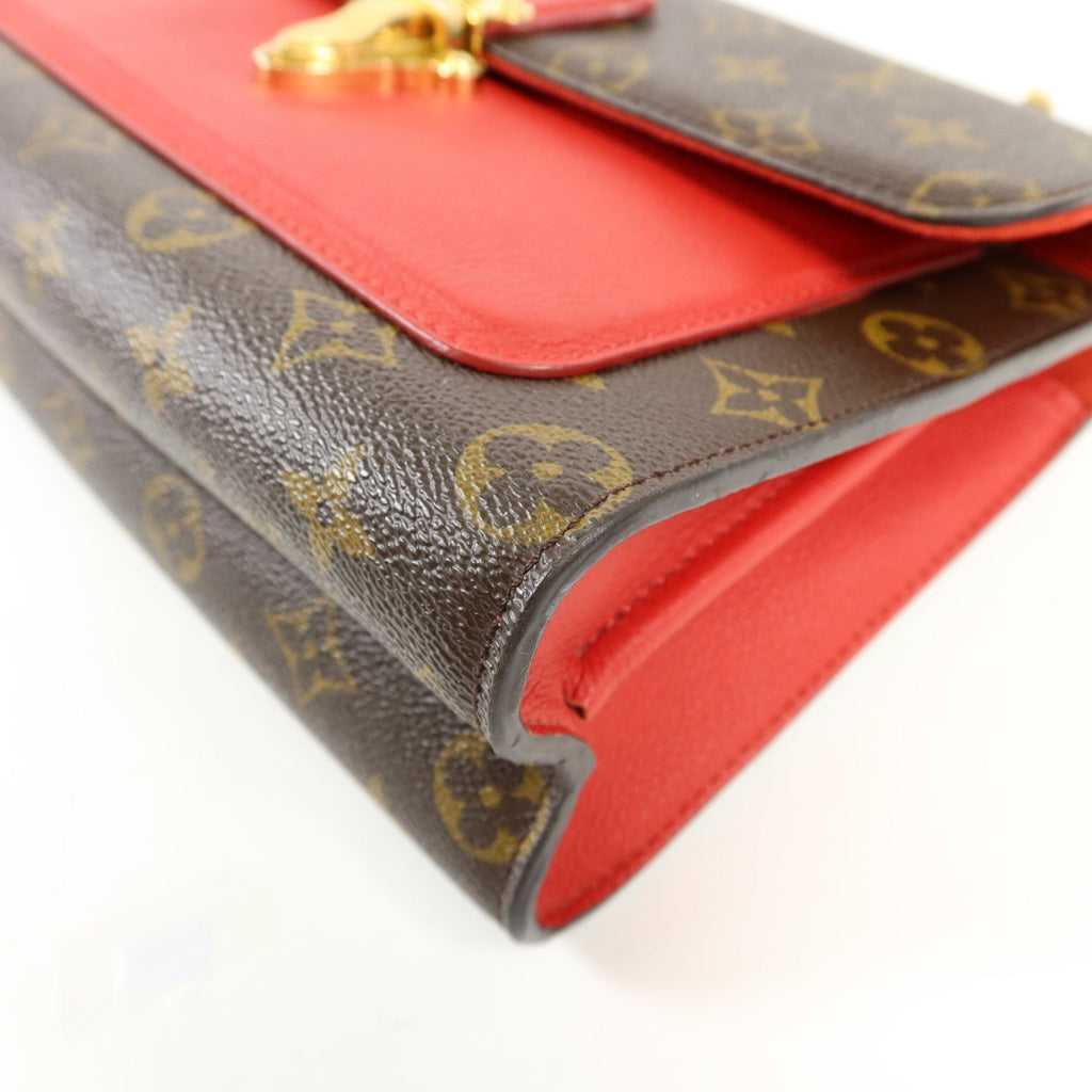 Louis Vuitton Victoire · Monogram Canvas
