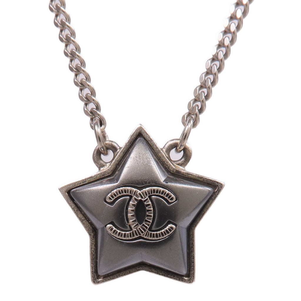 Chanel CC Necklace · Silver