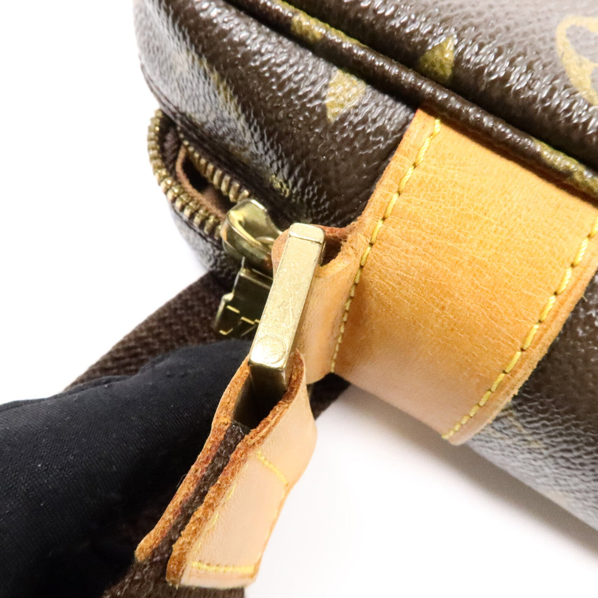 Louis Vuitton Sac Bosphore · Monogram