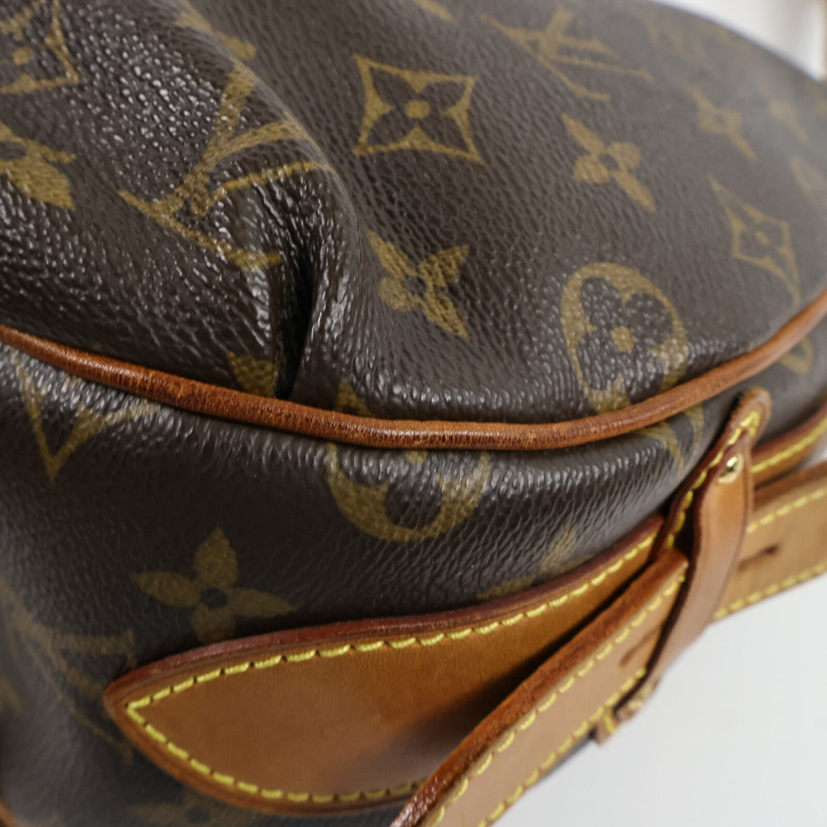 Louis Vuitton Tulum GM · Monogram