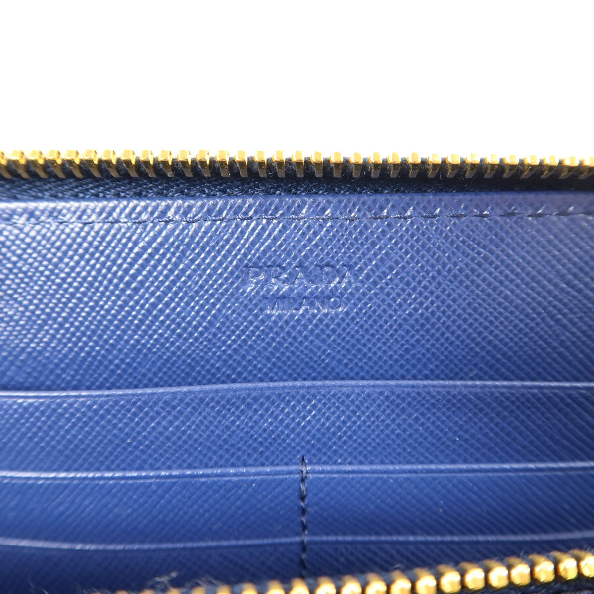 Prada Zip Wallet · Calfskin