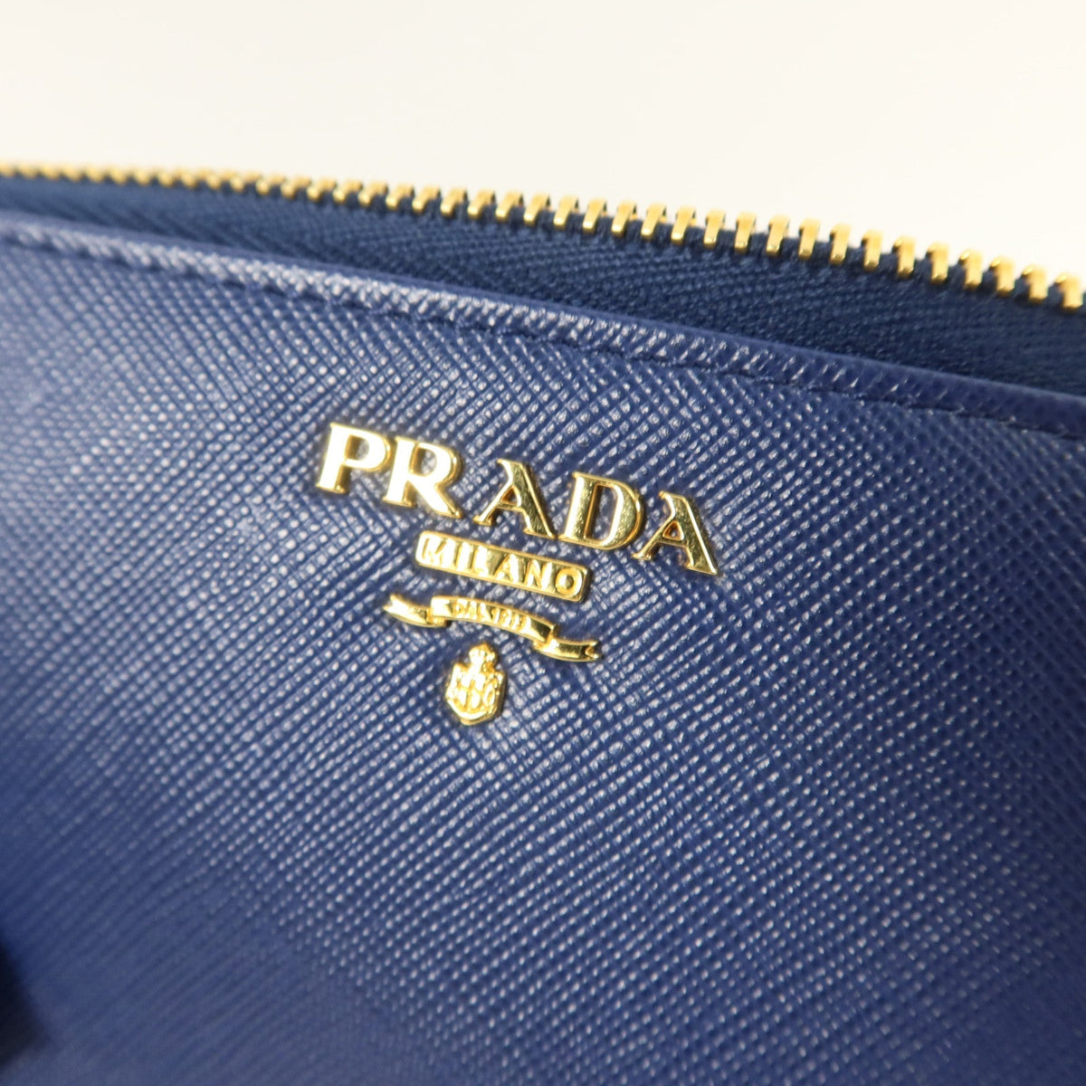Prada Zip Wallet · Calfskin