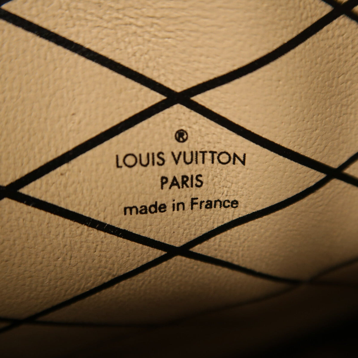 Louis Vuitton Trunk · Monogram Reverse