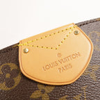 Louis Vuitton Marais MM · Monogram