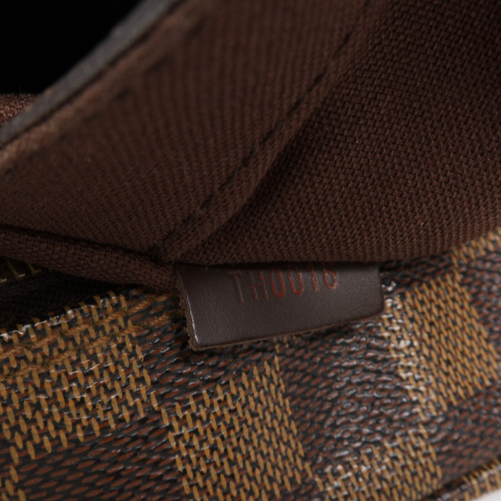 Louis Vuitton Naviglio · Damier