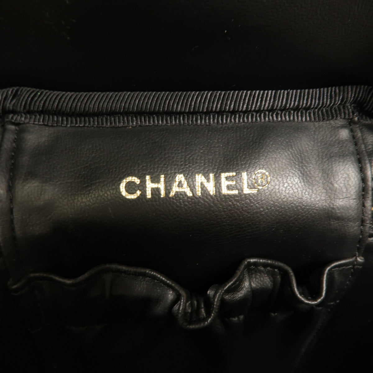 Chanel CC Vintage Vanity · Calfskin